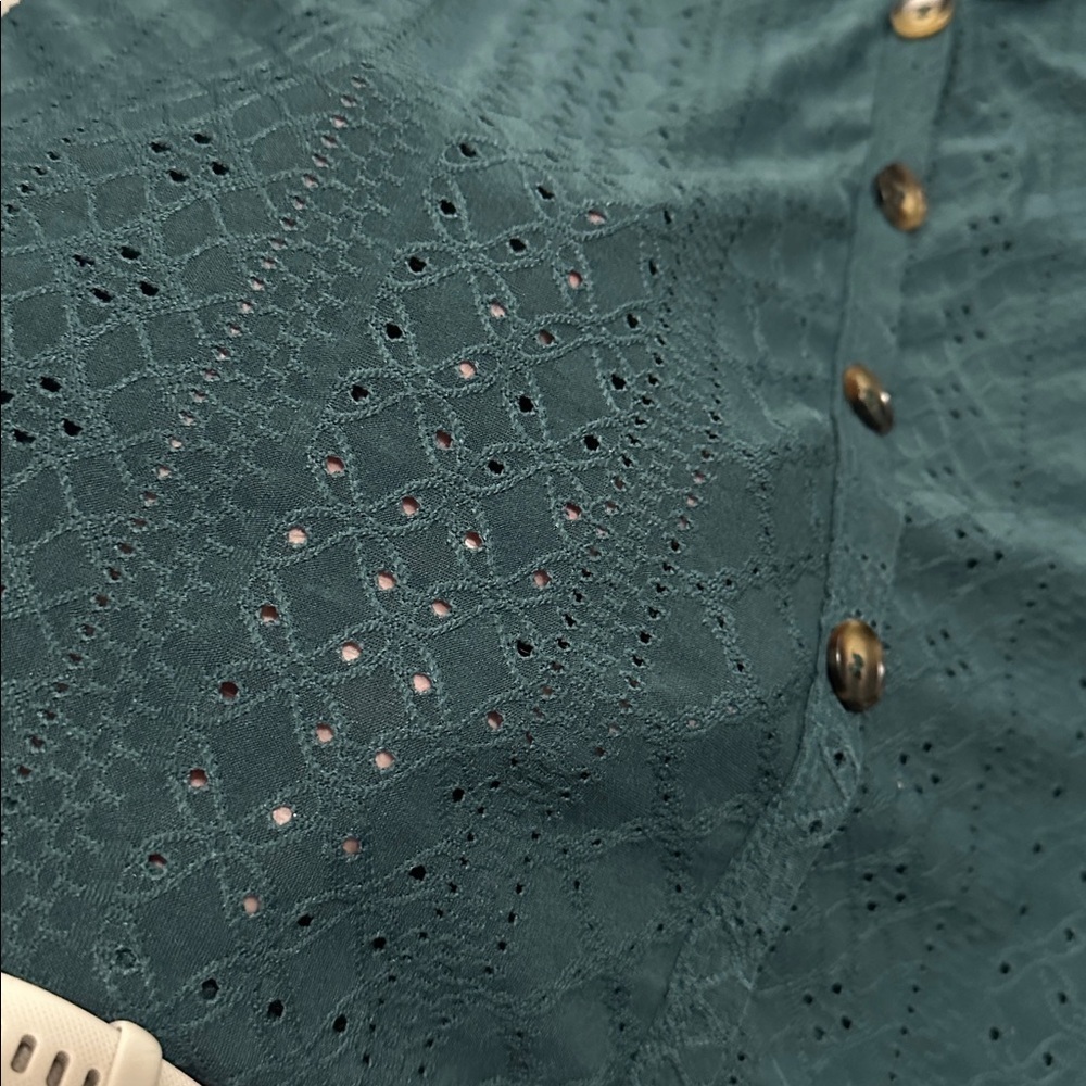 Adorable SHEIN Teal/Green Button-Front Sleeveless Blouse size small - Picture 2 of 6